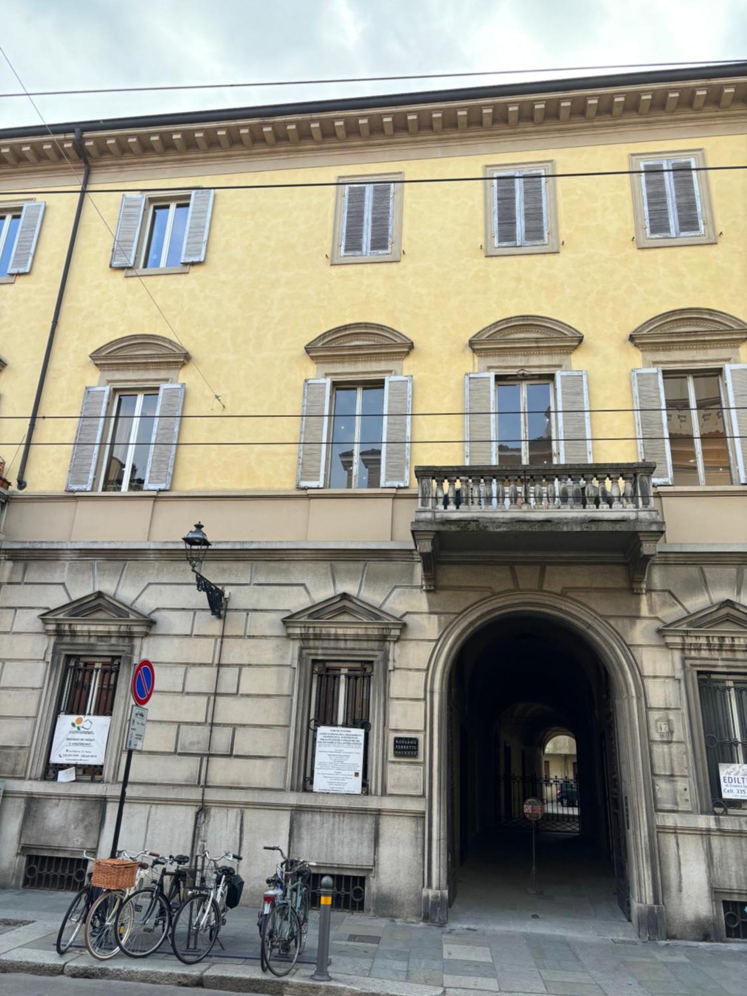 Appartamento L'Antica Colonna, In Centro Storico Parma Bagian luar foto